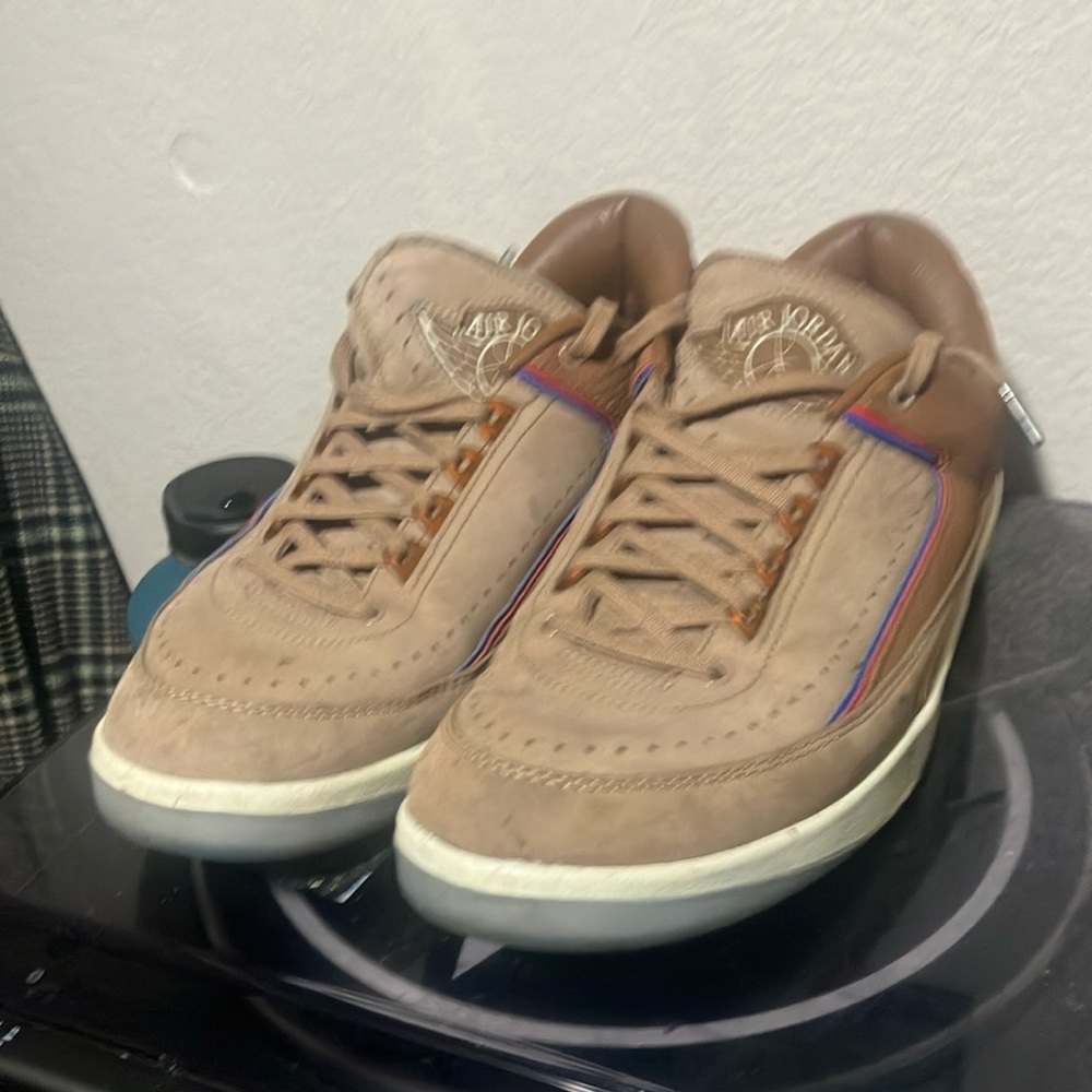 Jordan Men's Brown Sneakers